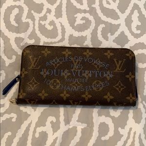 Louis Vuitton authentic Wallet